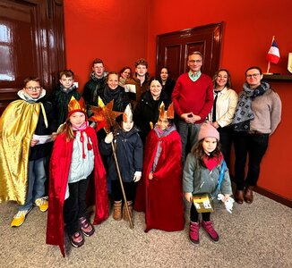 Die Sternsinger besuchten Das Rathaus in Flöha. Foto: Stadtverwaltung Flöha