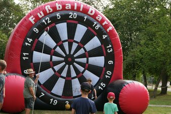 Beim Fußballdart konnte sich verausgabt werden. Foto: Stadtverwaltung Flöha/ Birgit Pestel