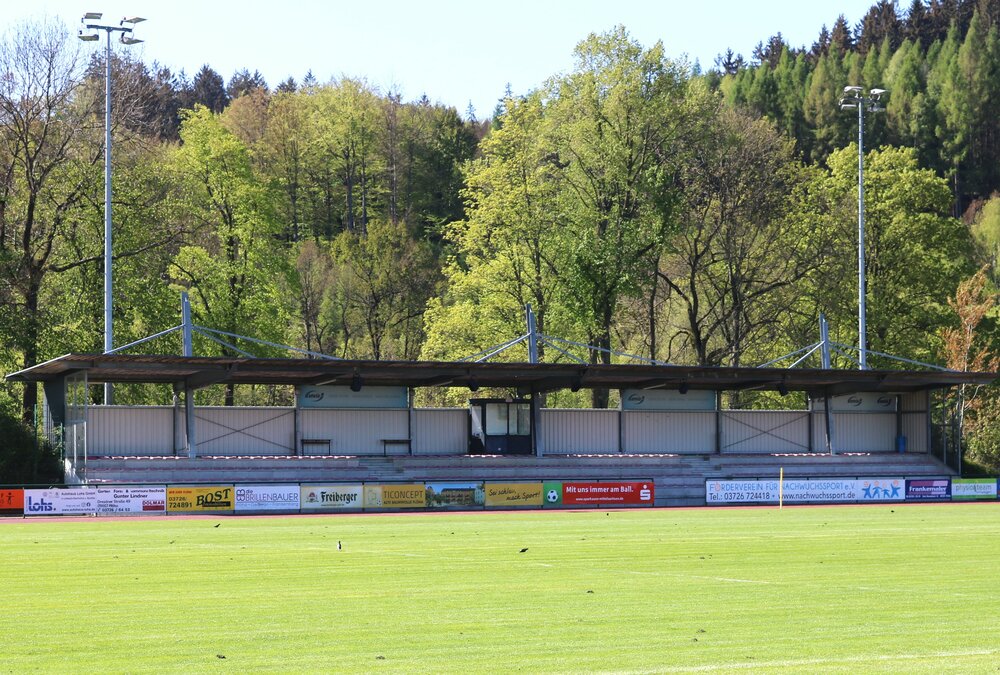 Das Auenstadion Flöha ist am 1. Mai Schauplatz von drei Endspielen des Fußball-Landespokals. Foto: Knut Berger 