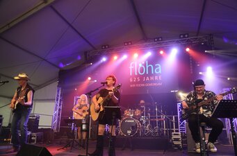 Getanzt wurde zu Gudrun Lange und Kactus. Foto: Stadtverwaltung Flöha/ Erik Frank Hoffmann